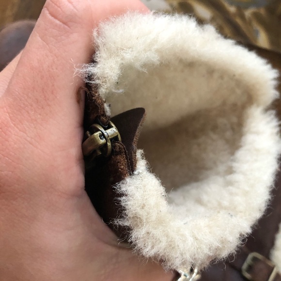 Lined ugg boots - Picture 2 of 5